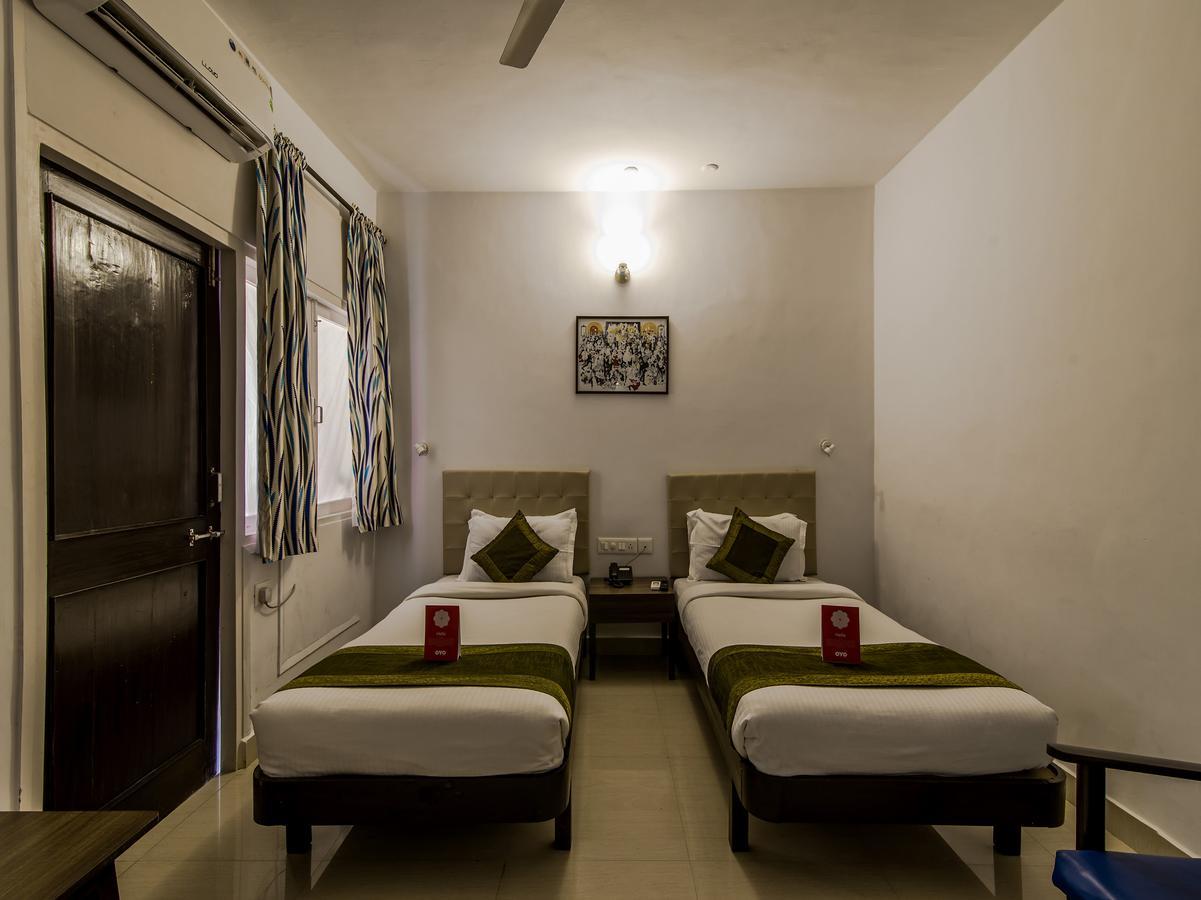 Oyo 10241 Hotel Mayfair Goa Exterior photo