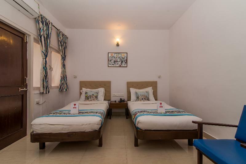 Oyo 10241 Hotel Mayfair Goa Exterior photo